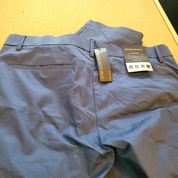 Banana Republic Slim Fit Core Temp Talilores Performance  Pants NWT 37.5 - Picture 6 of 7